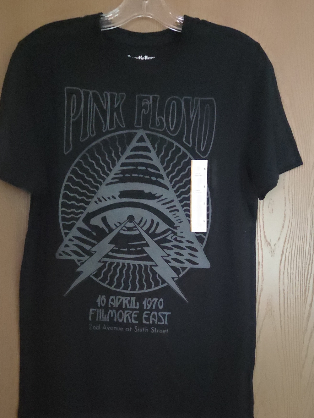 Pink Floyd Black Graphic Short Sleeve Tee...NWT